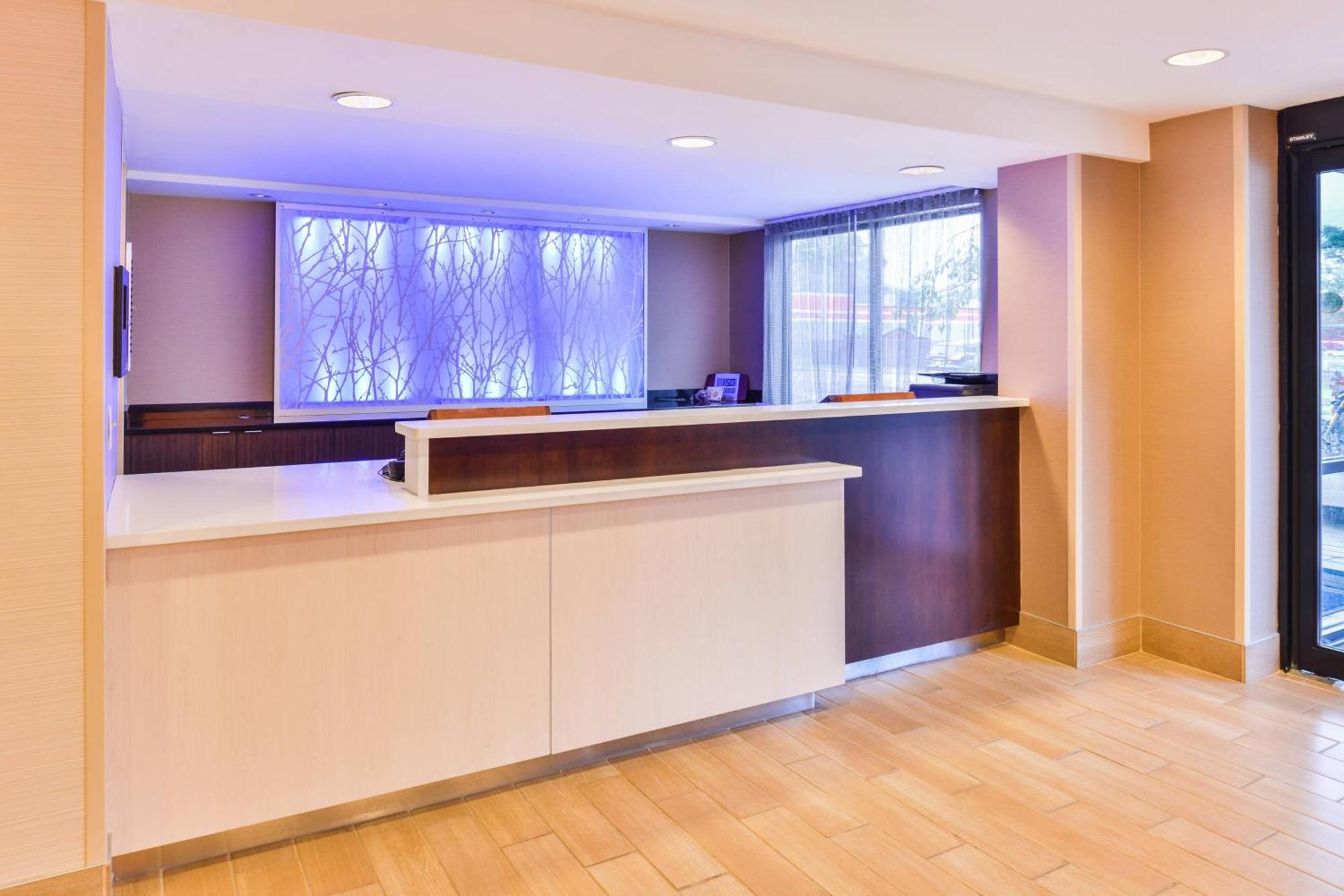 Fairfield Inn Corning Riverside Buitenkant foto