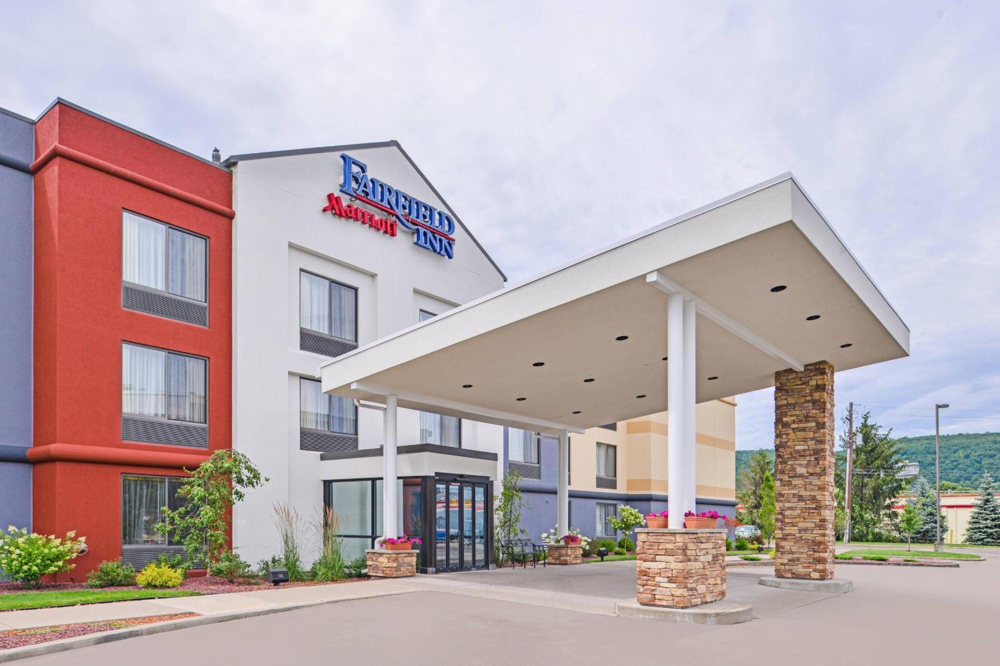 Fairfield Inn Corning Riverside Buitenkant foto